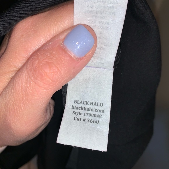 Black Halo Contrast Lace Satin Sheen dress NWT ✨ - Picture 9 of 10